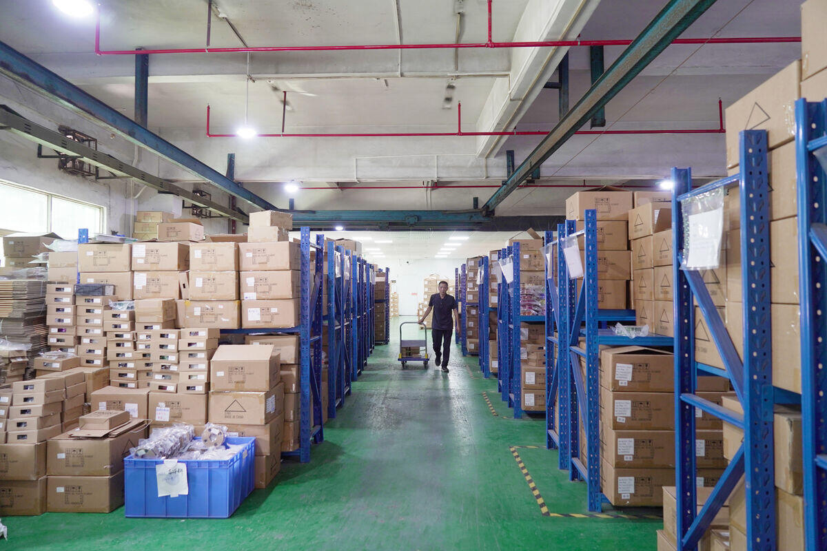 Custom toy packaging production line - branded boxes and retail-ready packaging for wholesale toys